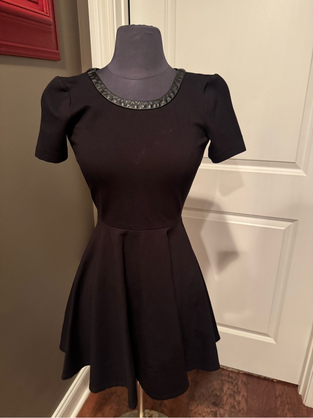 Madewell Black Fit-and-Flare Short-Sleeve Dress with Trimmed Neckline